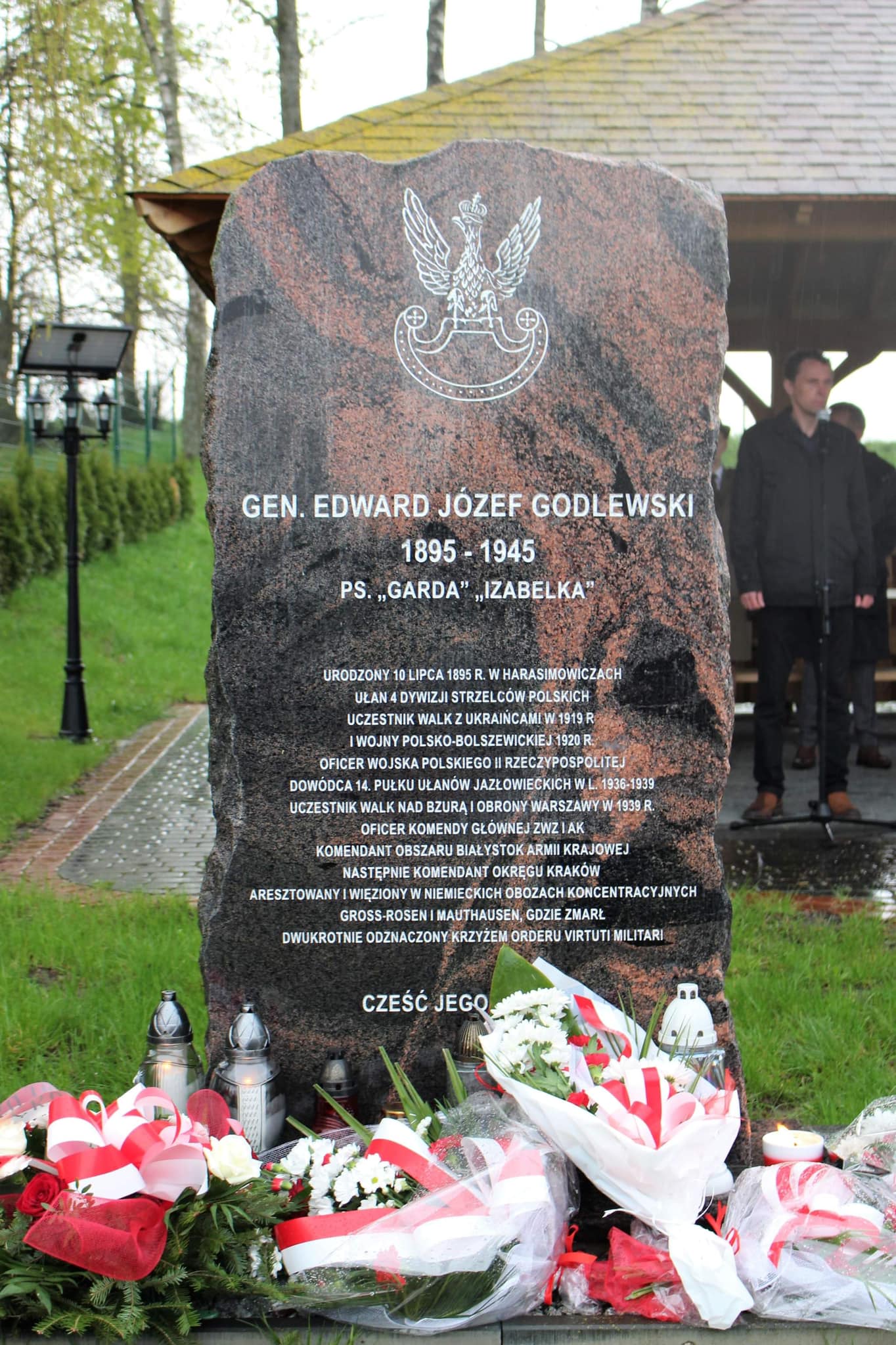 pomnik generała godlewskiego
