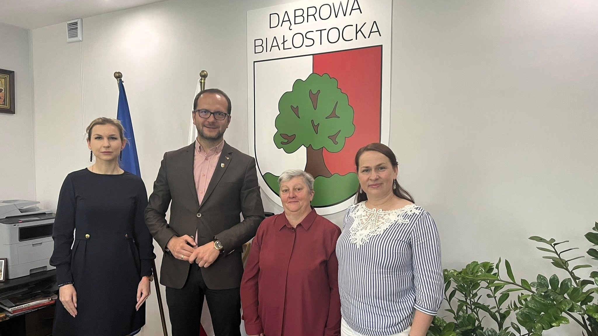 Podpisanie umowy ze stowarzyszeniem „Radość Życia”