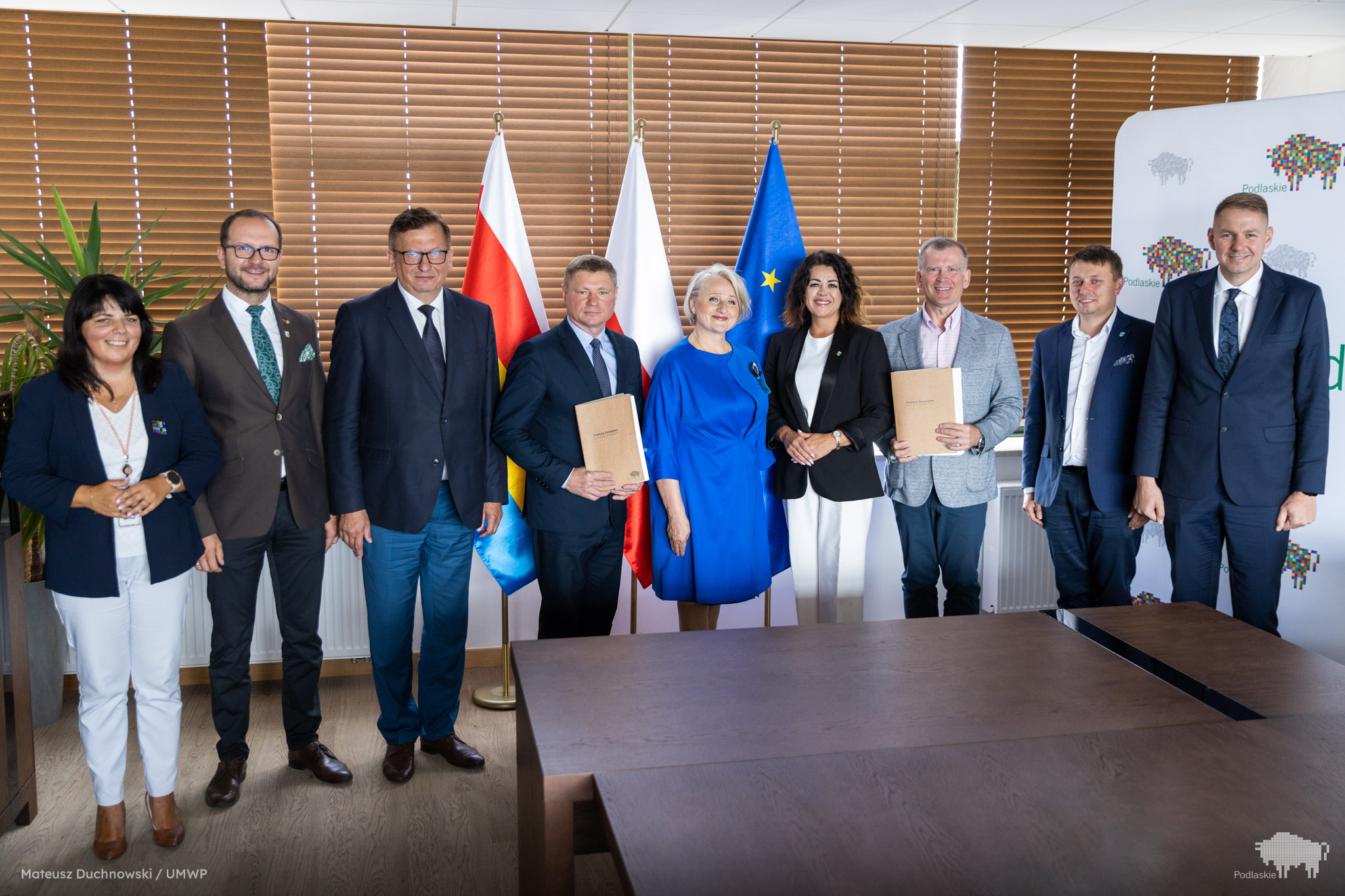 ZDJĘCIE GRUPOWE UCZESTNIKÓW SPOTKANIA